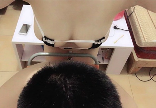 这哥们，绝对是LOL史上最讲义气的队友！