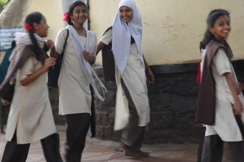 世界各国女学生校服大比拼：这国家最性感！