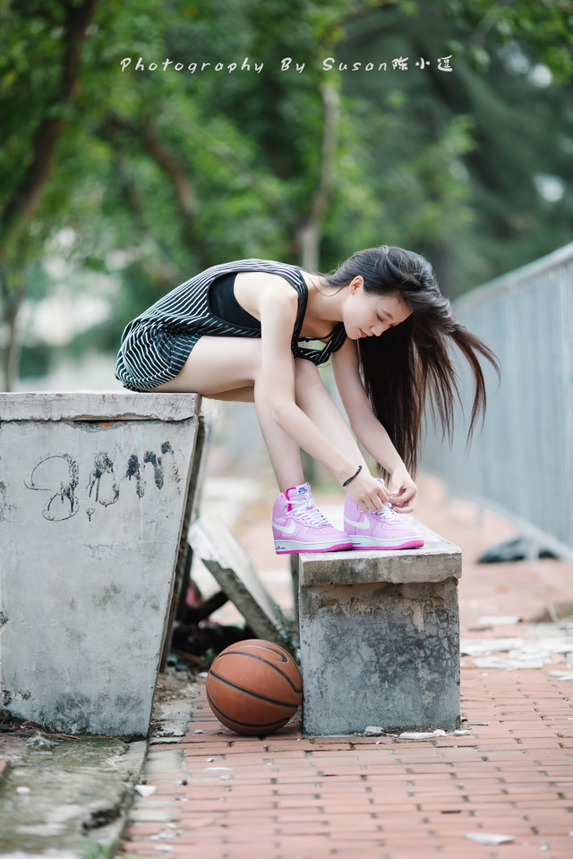 打篮球的小清新女神，因为你爱上篮球