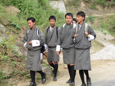 世界各国女学生校服大比拼：这国家最性感！