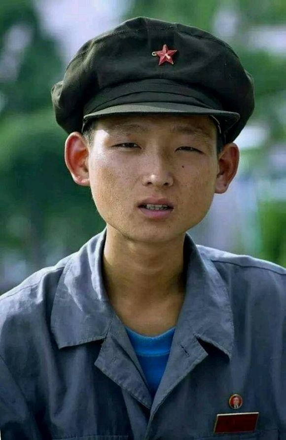在朝鲜冒死拍下的照片。最真实的朝鲜人民生活