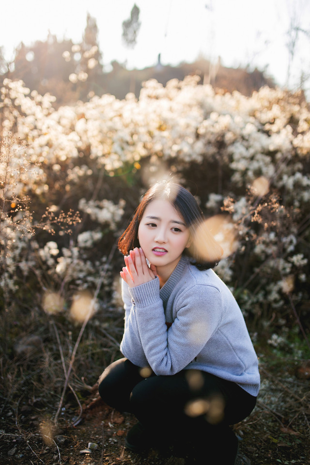 清纯妹子如一缕阳光温暖这个冬天
