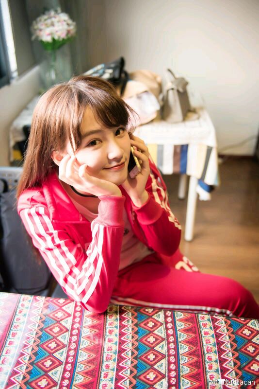扒一扒今年较火的女网红们