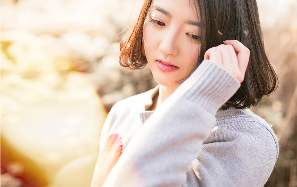 清纯妹子如一缕阳光温暖这个冬天