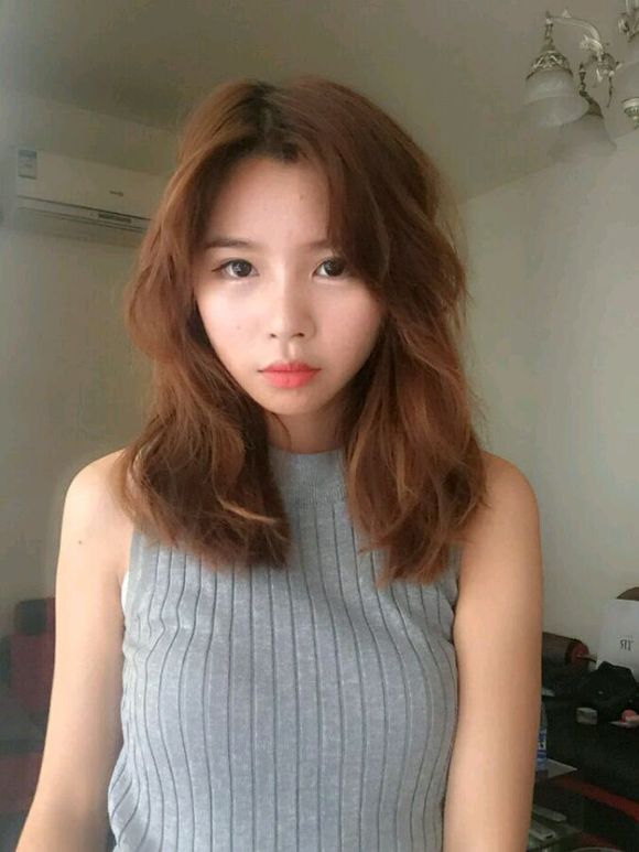 扒一扒今年较火的女网红们
