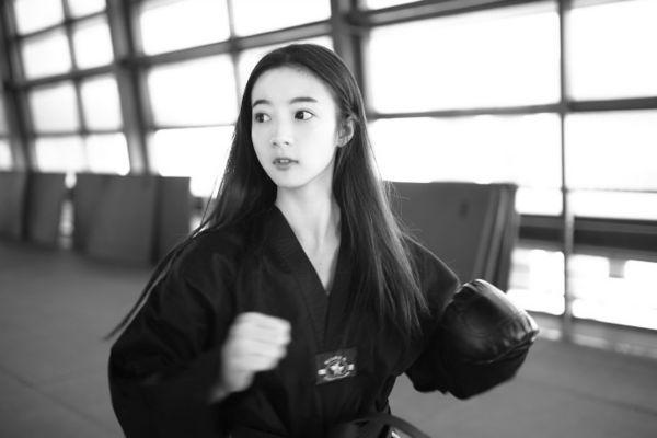 如何从朋友圈判断出女神的情感状态？