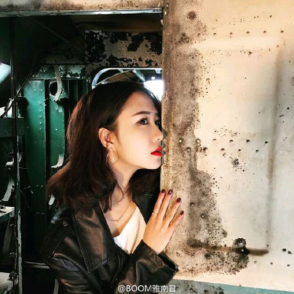 扒一扒今年较火的女网红们